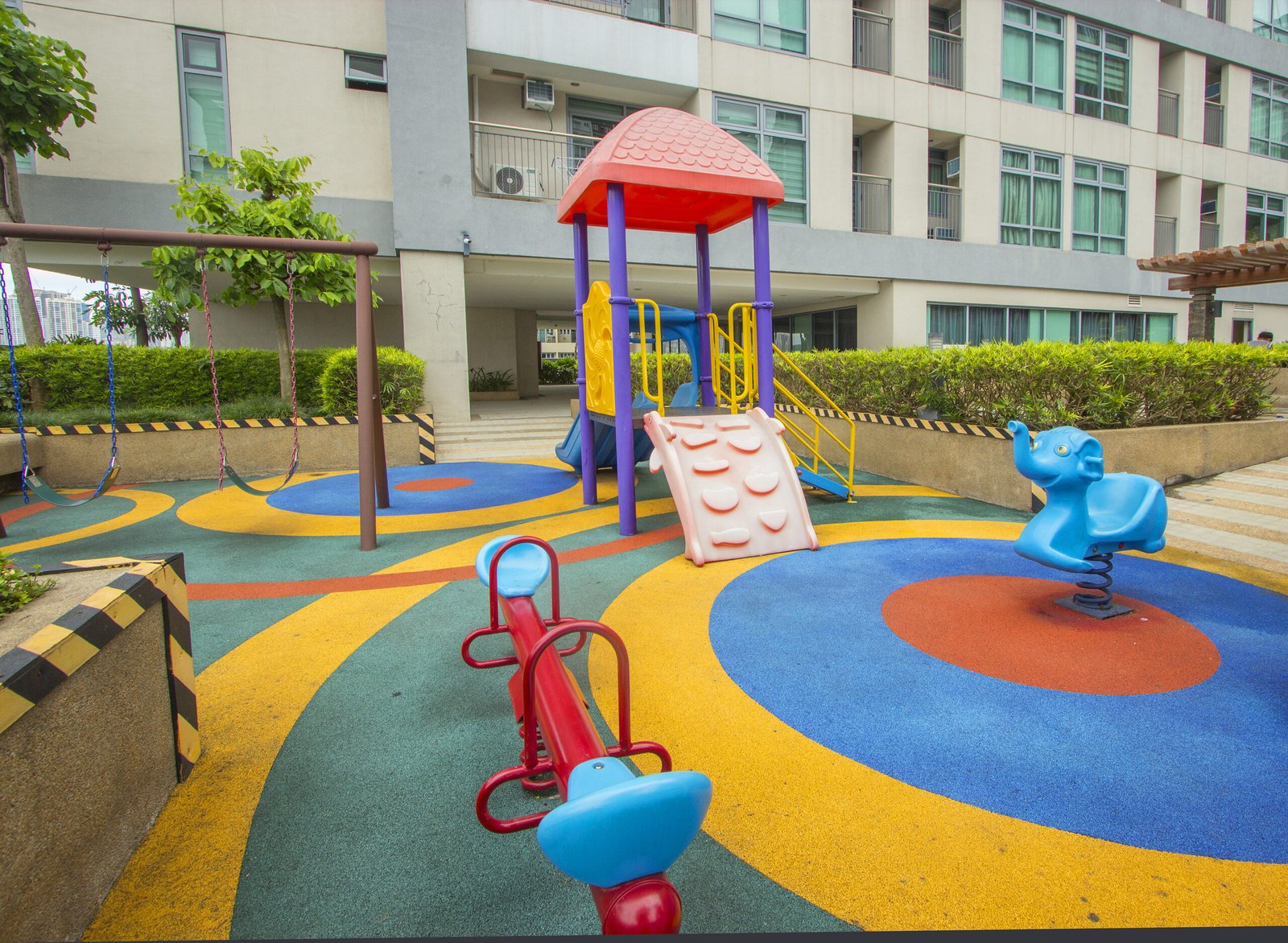 Park West Children’s Outdoor Play Area 02