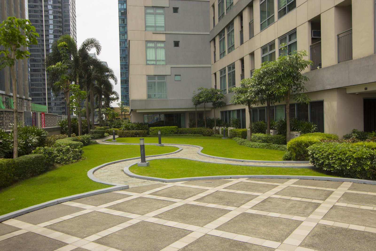 Park West Jogging Path