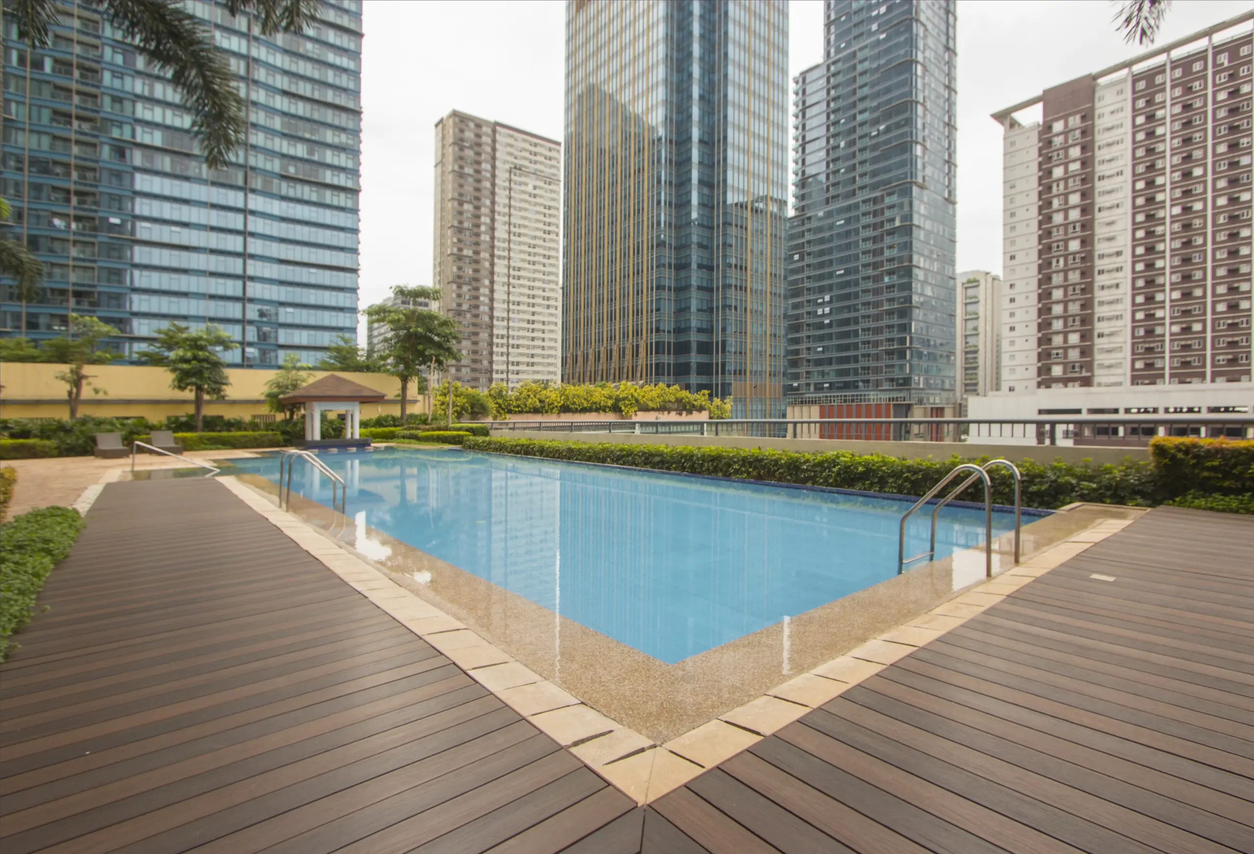 Park West Swimming Pool