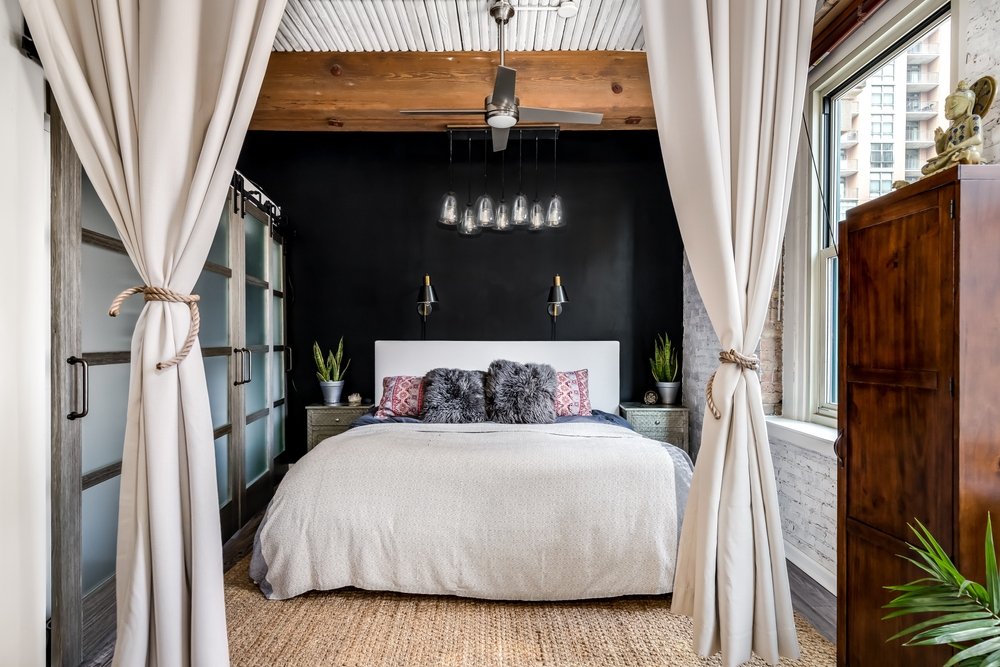 Oak,Park,,Il,,Usa,-,November,2,,2020:,A,Bedroom